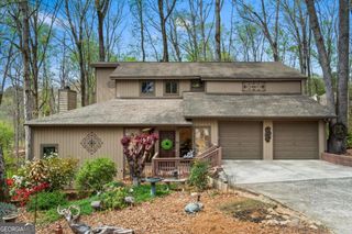 3865 Mabry Road NE, Roswell, GA 30075