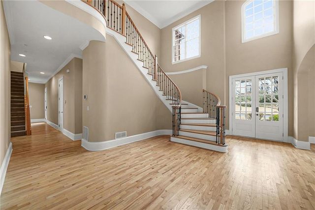 225 Lake Summit View, Atlanta, GA 30342