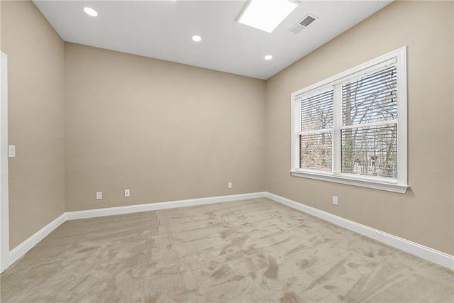 225 Lake Summit View, Atlanta, GA 30342