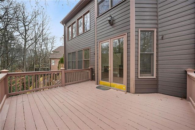 225 Lake Summit View, Atlanta, GA 30342