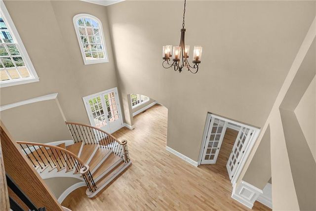 225 Lake Summit View, Atlanta, GA 30342