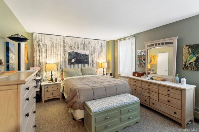 370 W Broadway 1D, Long Beach, NY 11561