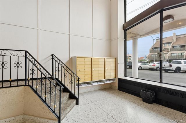 370 W Broadway 1D, Long Beach, NY 11561