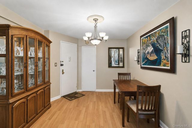 370 W Broadway 1D, Long Beach, NY 11561