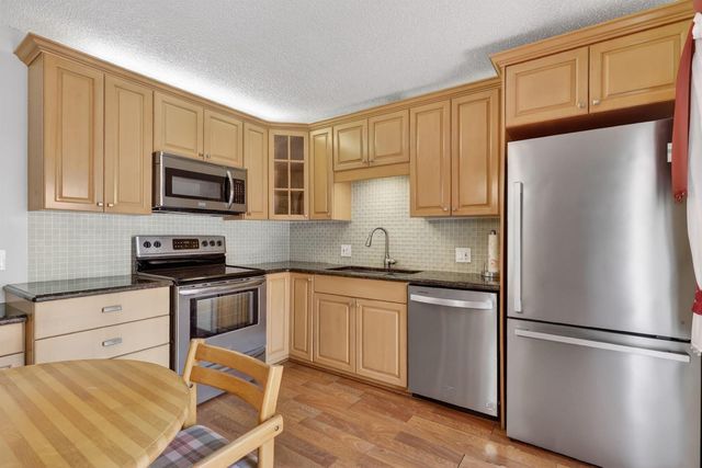 5706 SE Riverboat Drive 202, Stuart, FL 34997