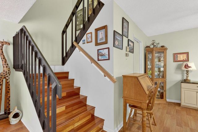 5706 SE Riverboat Drive 202, Stuart, FL 34997