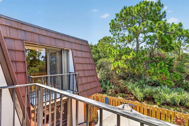 5706 SE Riverboat Drive 202, Stuart, FL 34997