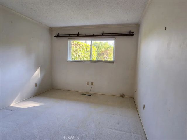 657 W Cypress, Redlands, CA 92373