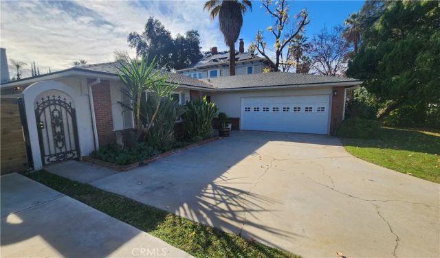 657 W Cypress, Redlands, CA 92373