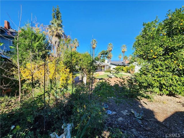 657 W Cypress, Redlands, CA 92373