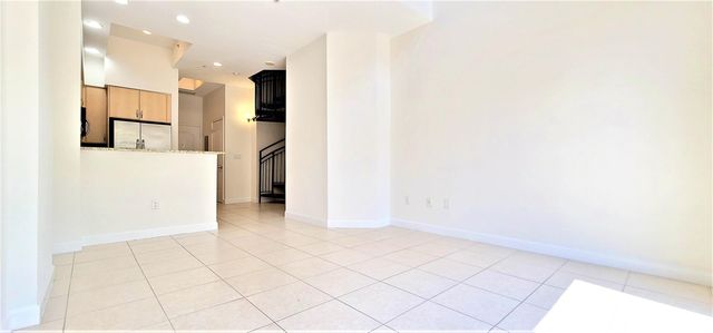 801 S OLIVE Avenue 419, West Palm Beach, FL 33401