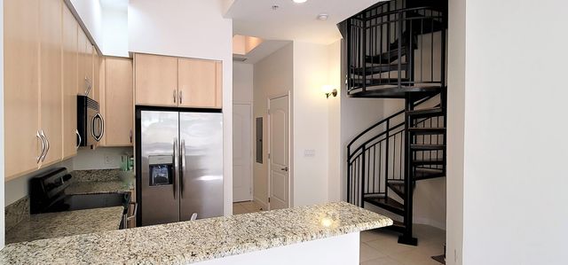801 S OLIVE Avenue 419, West Palm Beach, FL 33401