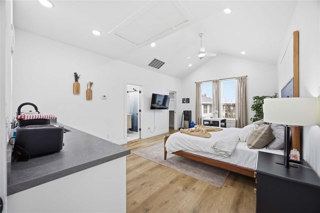 4209 Mckinney Street 2, Houston, TX 77023