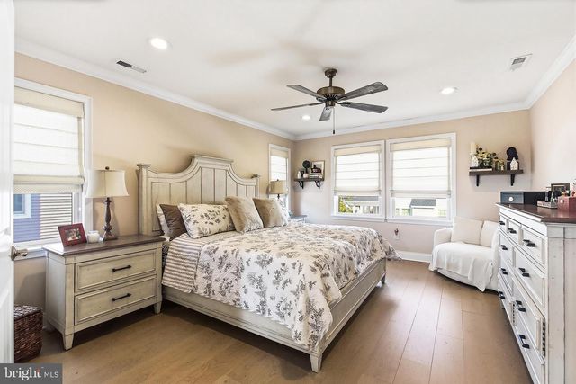 3 W ESSEX AVE, Harvey Cedars, NJ 08008