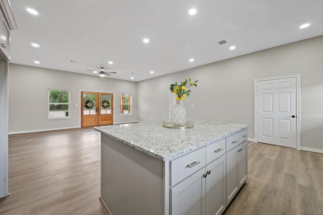 1523 County Road 2184, Cleveland, TX 77328