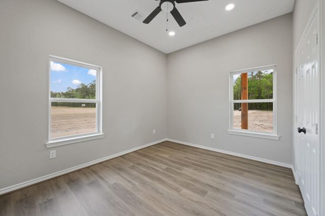 1523 County Road 2184, Cleveland, TX 77328