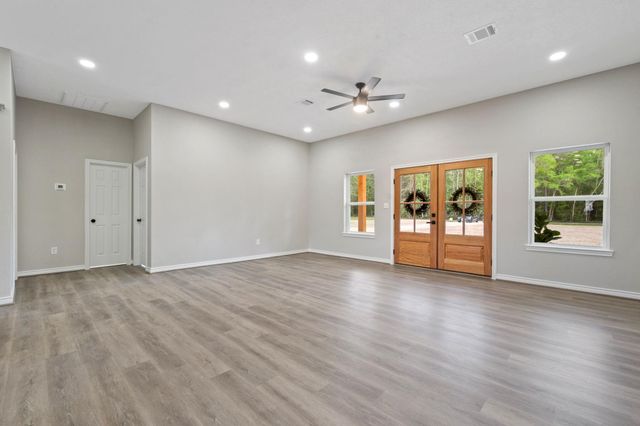 1523 County Road 2184, Cleveland, TX 77328