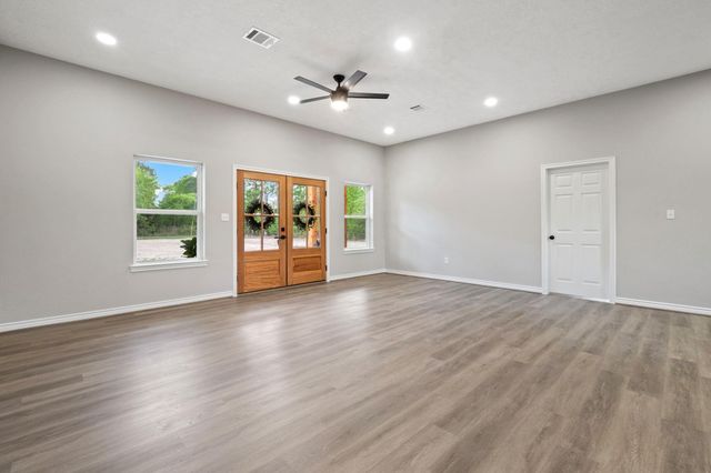 1523 County Road 2184, Cleveland, TX 77328