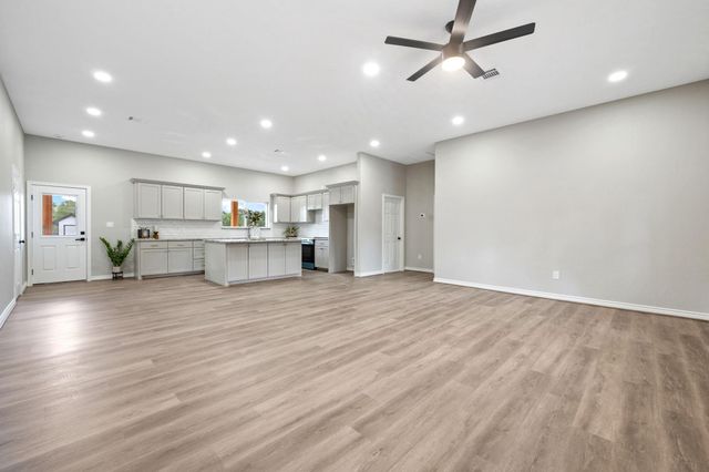 1523 County Road 2184, Cleveland, TX 77328