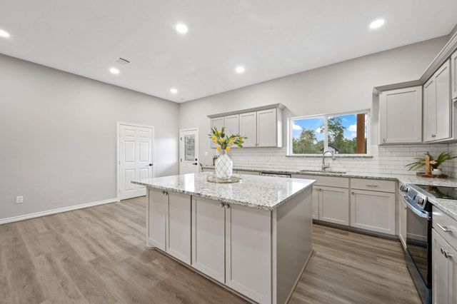 1523 County Road 2184, Cleveland, TX 77328