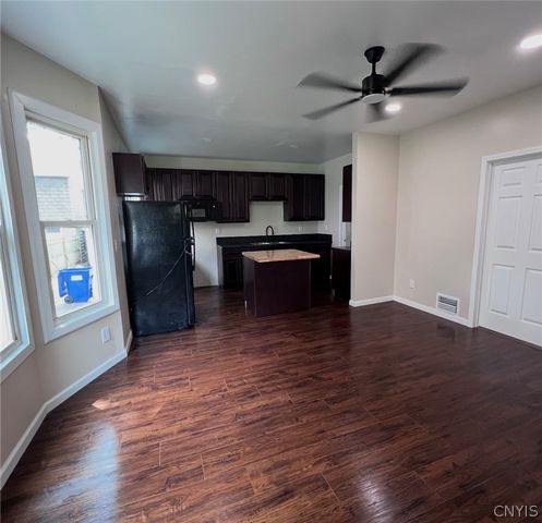 709 Oak Street, Syracuse, NY 13203