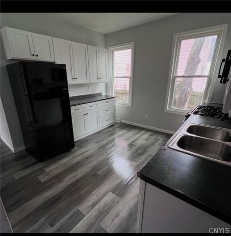 709 Oak Street, Syracuse, NY 13203