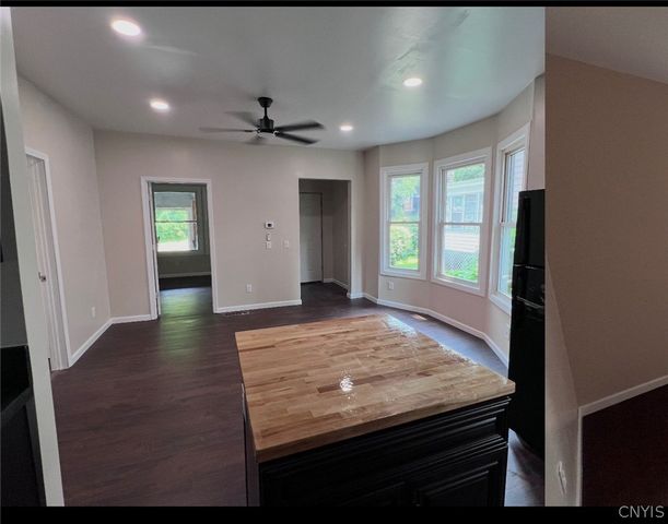 709 Oak Street, Syracuse, NY 13203