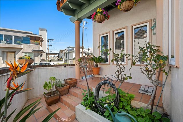 130 Geneva Walk, Long Beach, CA 90803