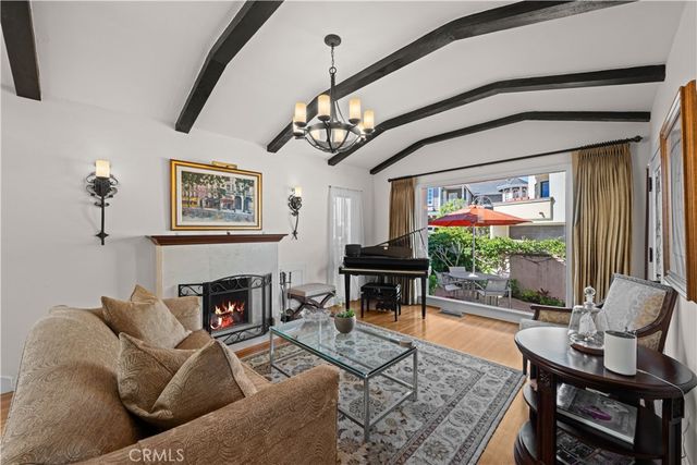 130 Geneva Walk, Long Beach, CA 90803