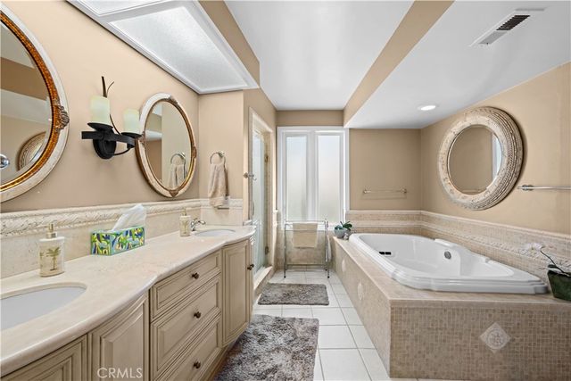 130 Geneva Walk, Long Beach, CA 90803