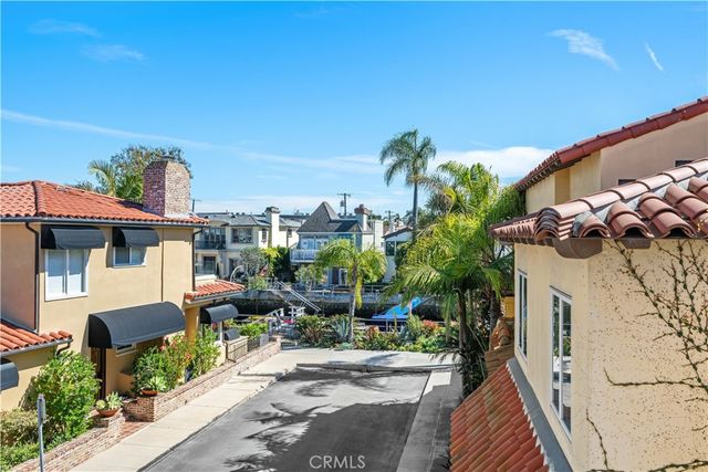 130 Geneva Walk, Long Beach, CA 90803