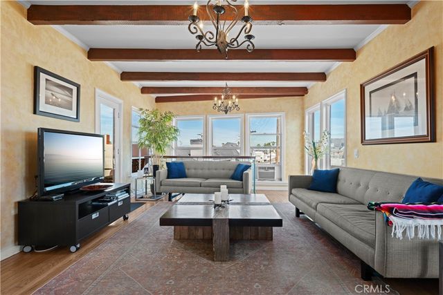 130 Geneva Walk, Long Beach, CA 90803