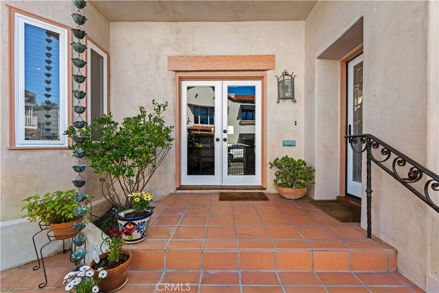 130 Geneva Walk, Long Beach, CA 90803