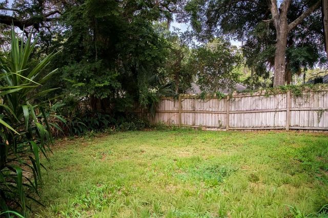 900 KENTUCKY BOULEVARD, Eustis, FL 32726