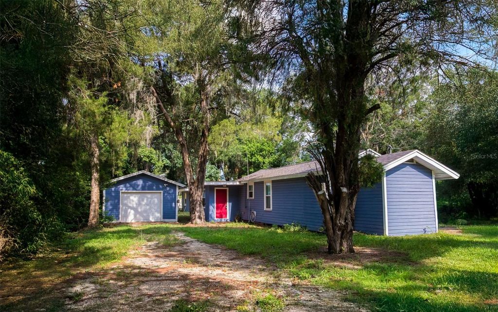 900 KENTUCKY BOULEVARD, Eustis, FL 32726