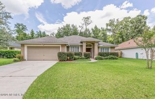 503 APPLE CREEK Drive, Jacksonville, FL 32218