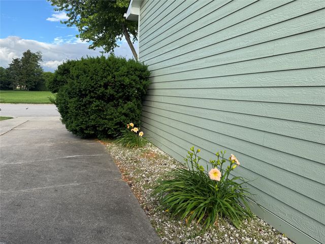 503 N Main Avenue, Huxley, IA 50124