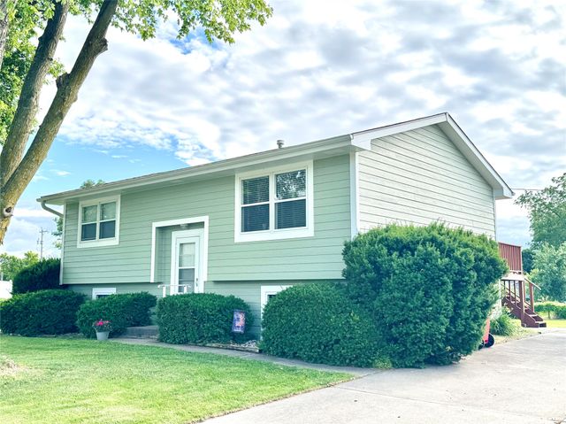 503 N Main Avenue, Huxley, IA 50124