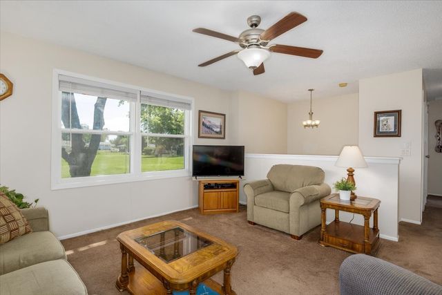 503 N Main Avenue, Huxley, IA 50124