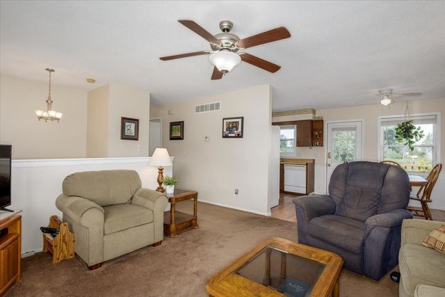503 N Main Avenue, Huxley, IA 50124