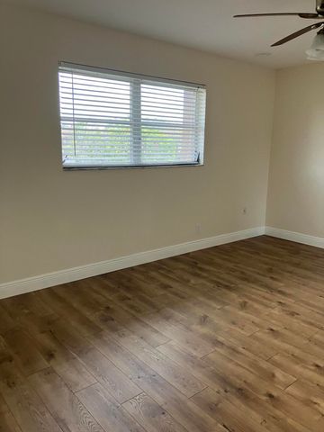 5780 Fernley Drive W 148, West Palm Beach, FL 33415