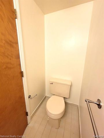37485 Stonegate Circle 75, Clinton Township, MI 48036