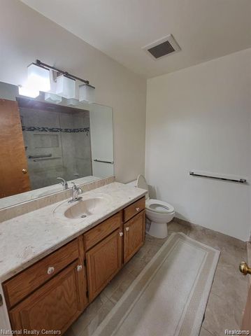 37485 Stonegate Circle 75, Clinton Township, MI 48036