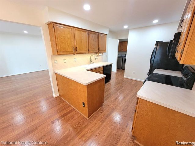 37485 Stonegate Circle 75, Clinton Township, MI 48036