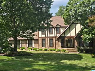 1504 KESTWICK DRIVE, Hoover, AL 35226