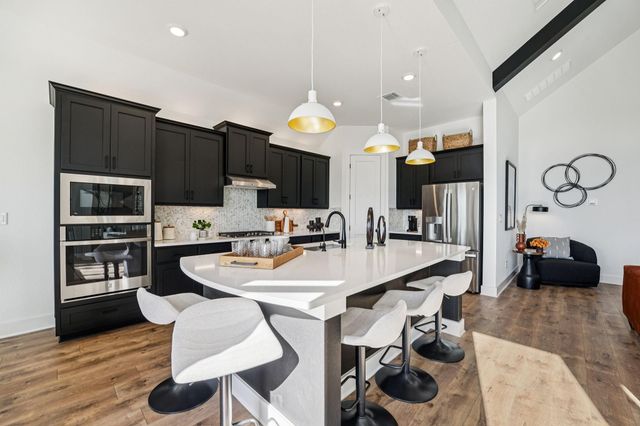 9603 Chateau Hill Drive, Manvel, TX 77578