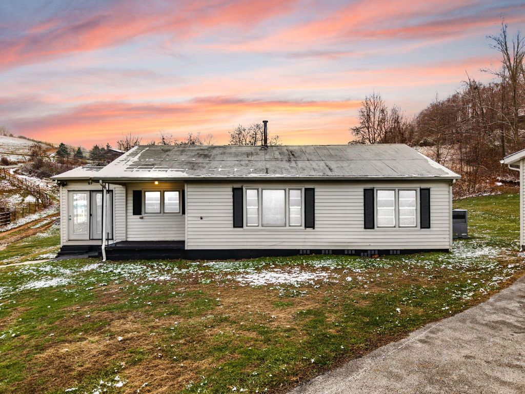 285 Pittman Road, Stanton, KY 40380