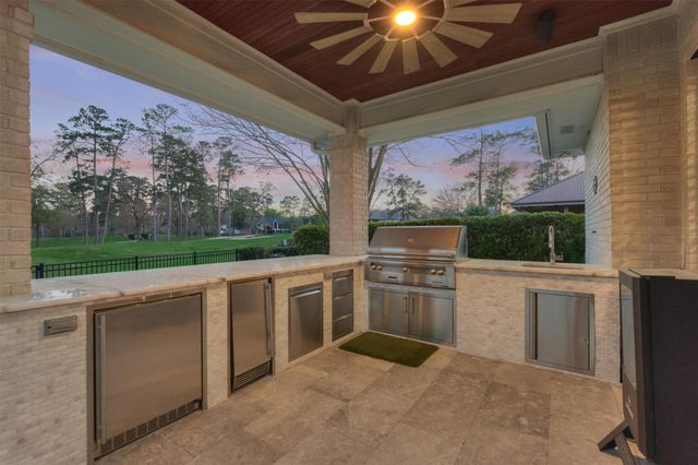 6515 Sussex Court, Spring, TX 77389