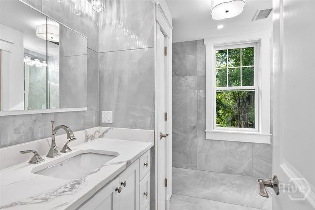 405 Washington Avenue, Savannah, GA 31405