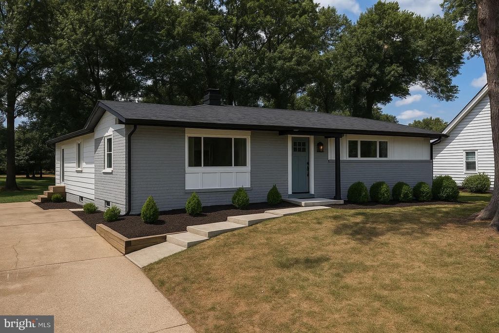 4704 DUNCANNON RD, Baltimore, MD 21208